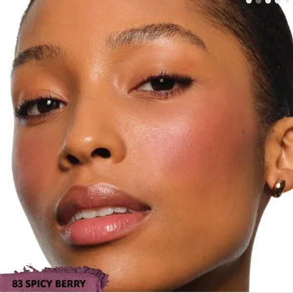 Yves Saint Laurent Make Me Blush 24H Buildable Powder Blush - Picture 4 of 5